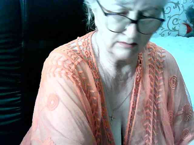 LolkaAlyss webcam