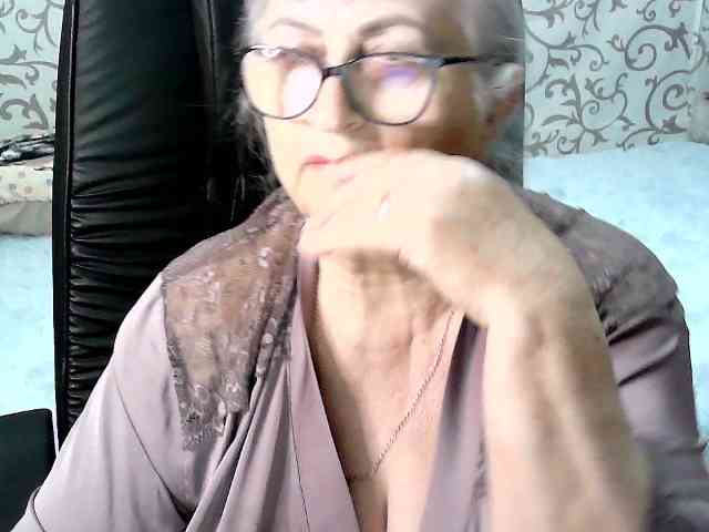 LolkaAlyss webcam