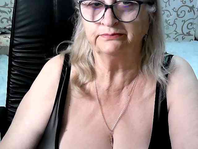 LolkaAlyss webcam