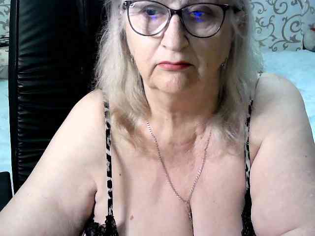 LolkaAlyss webcam