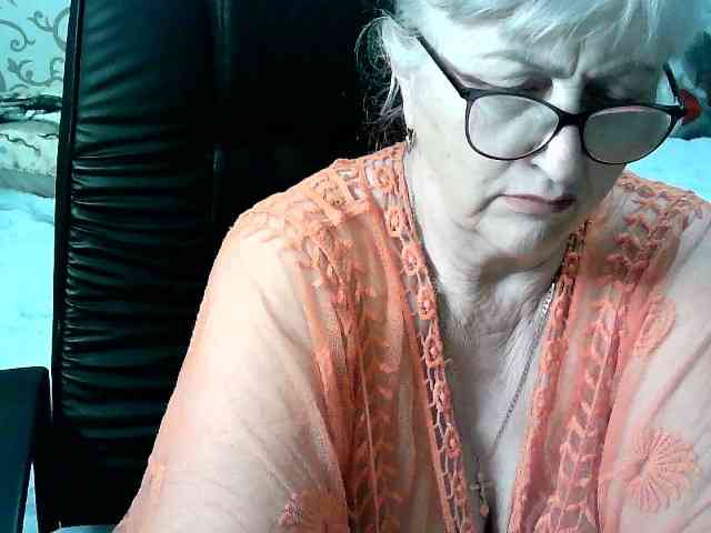 LolkaAlyss webcam