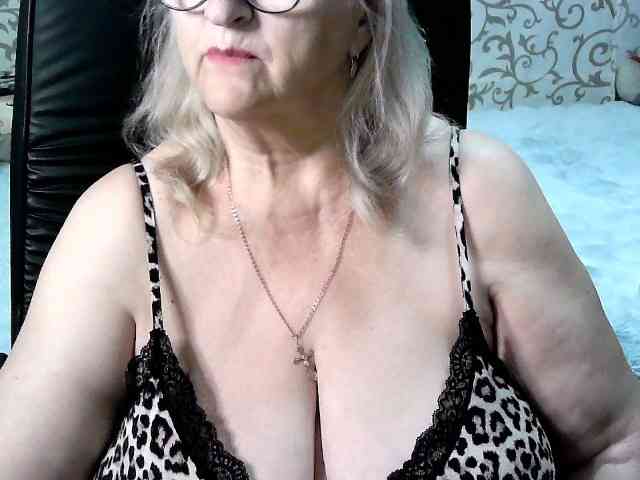 LolkaAlyss webcam