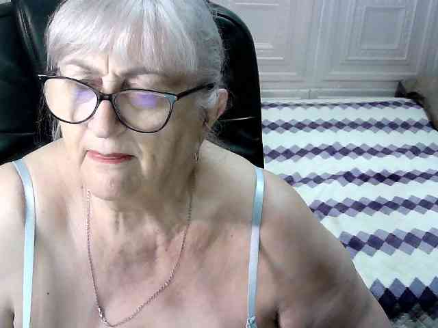 LolkaAlyss webcam