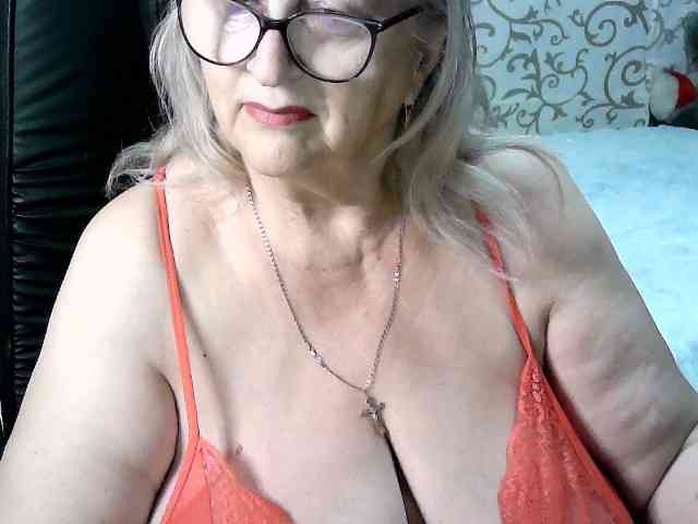 LolkaAlyss webcam