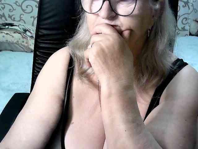 LolkaAlyss webcam