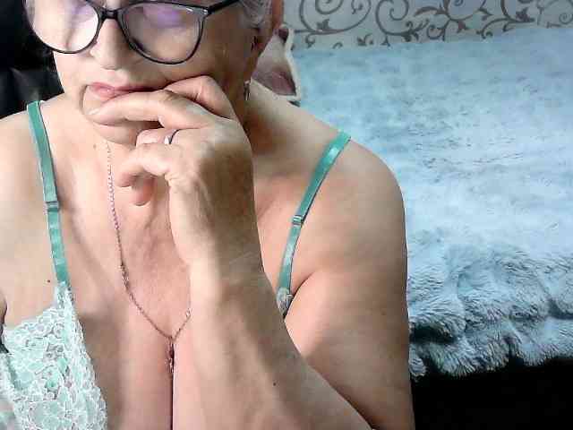 LolkaAlyss webcam