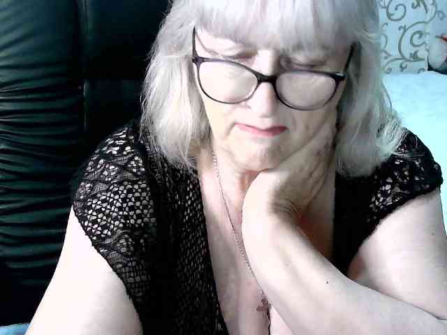 LolkaAlyss webcam