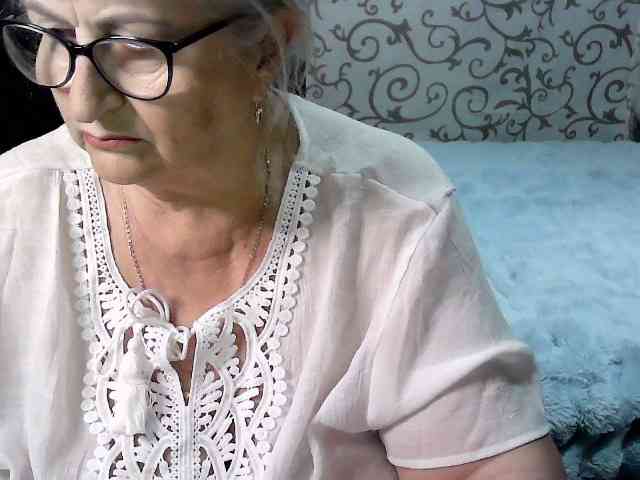 Модель: LolkaAlyss