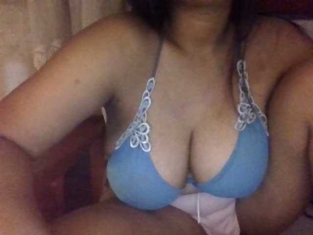 deepcute's BongaCams show and profile