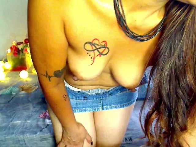 Franissa's BongaCams show and profile