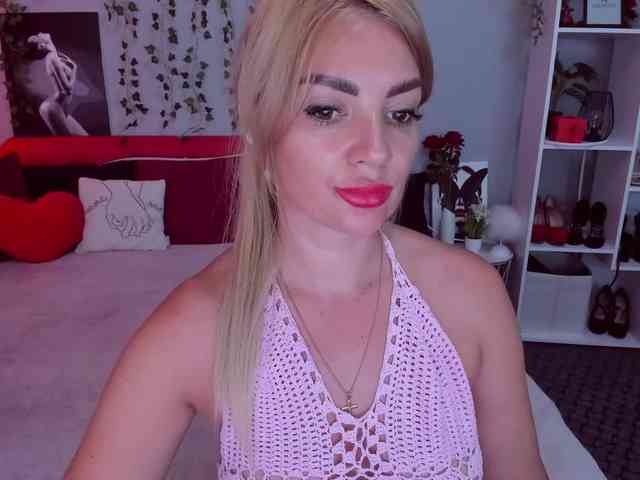 GessaBelluci webcam