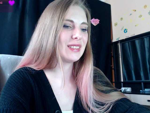 Aqualen's BongaCams show and profile