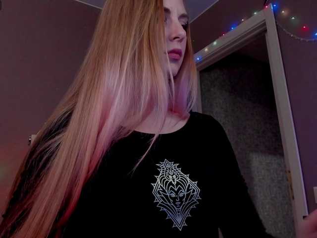 Aqualen's BongaCams show and profile