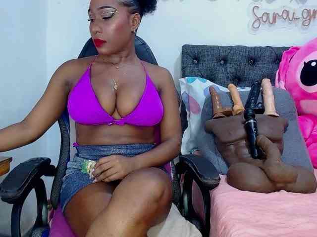 sara-greyx webcam