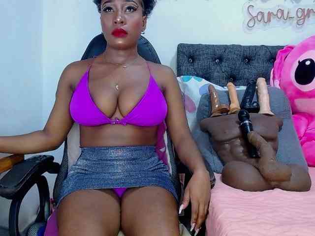 sara-greyx webcam