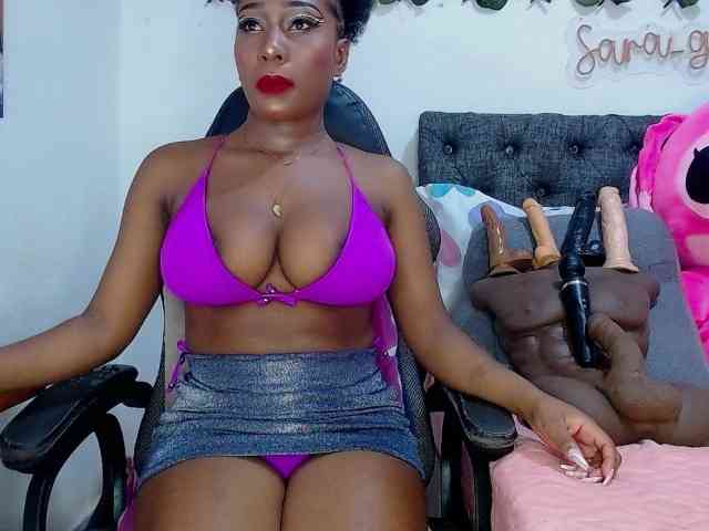 sara-greyx webcam