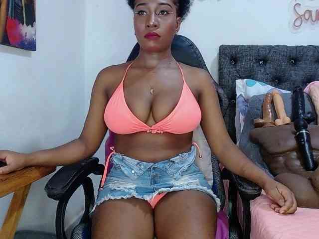 sara-greyx webcam