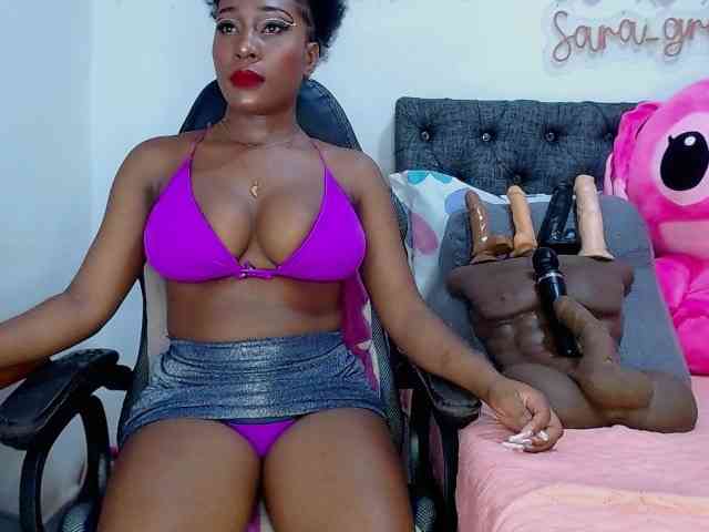 sara-greyx webcam