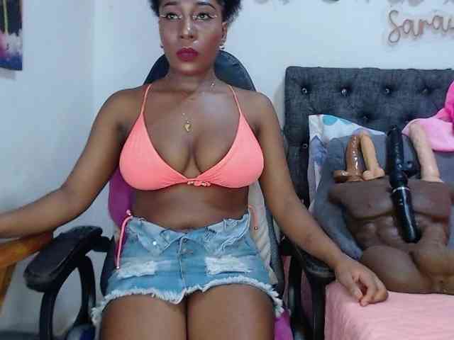 sara-greyx webcam