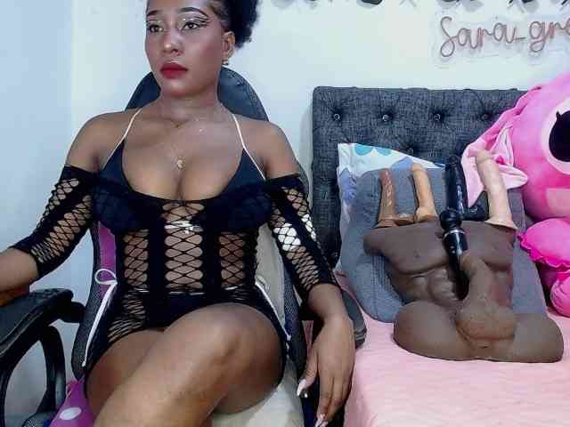 sara-greyx webcam