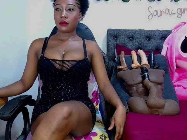 sara-greyx webcam