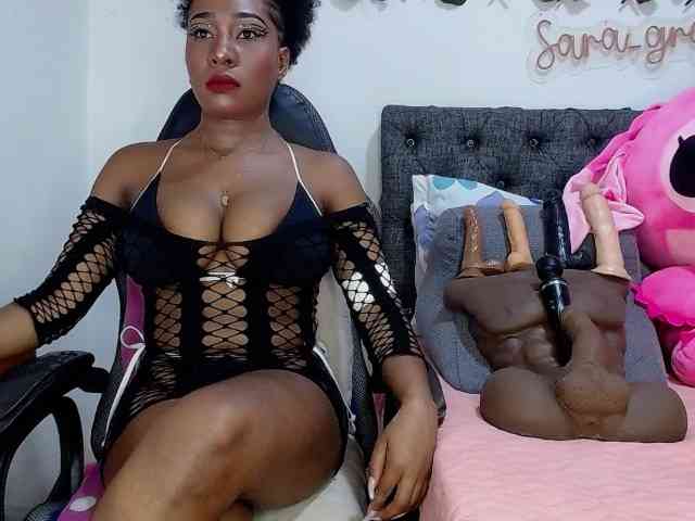 sara-greyx webcam
