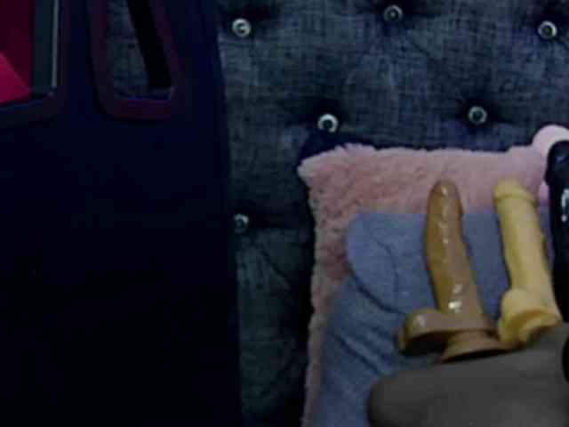 sara-greyx Live Webcam on BongaCams