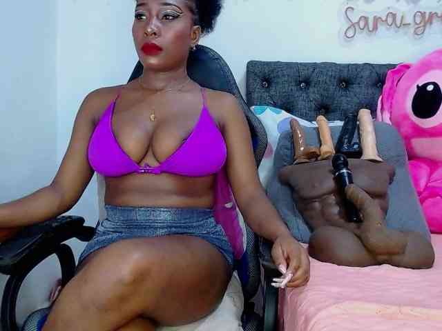 sara-greyx webcam