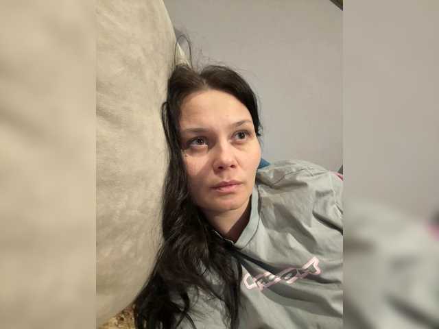 Paratrax's BongaCams show and profile