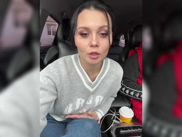 Paratrax's BongaCams show and profile