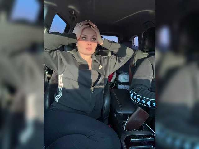 Paratrax's BongaCams profile