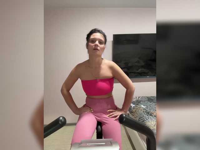 Paratrax's BongaCams show and profile