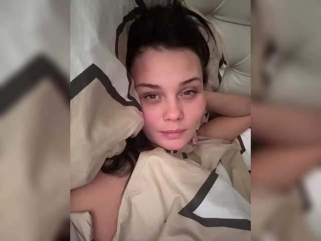 Paratrax's BongaCams show and profile