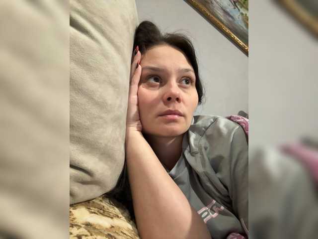 Paratrax's BongaCams show and profile