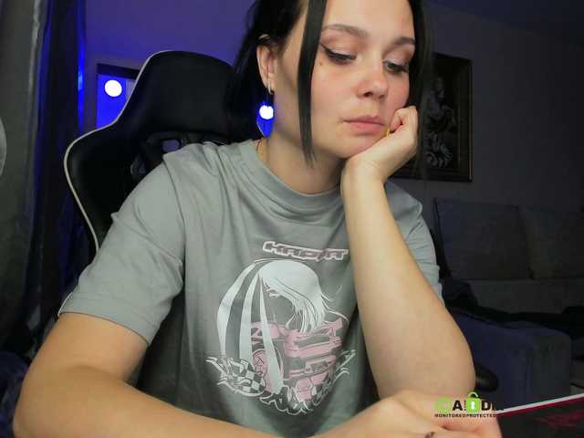 Paratrax chat room