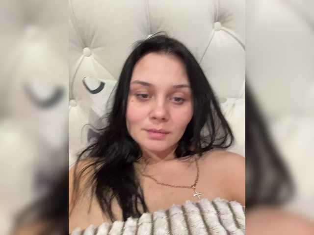 Paratrax's BongaCams show and profile