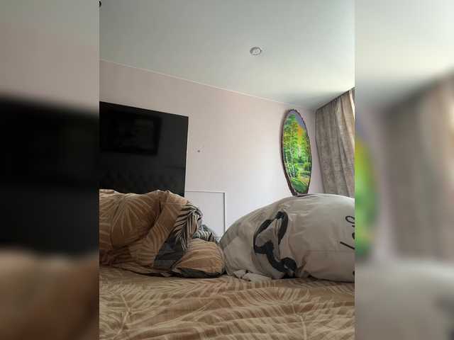 Paratrax's BongaCams show and profile