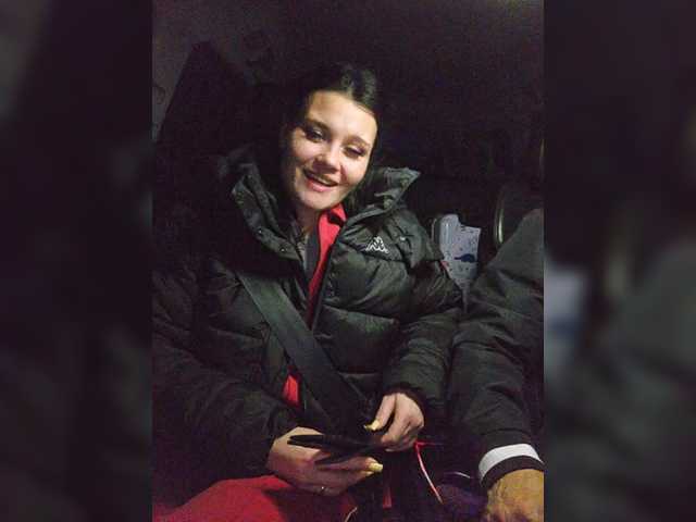 le modèle _Milashka_ est en webcam porno dans un show sur le site bongacams, il possède les tags suivants: White/Caucasian,Brunette,Shaved