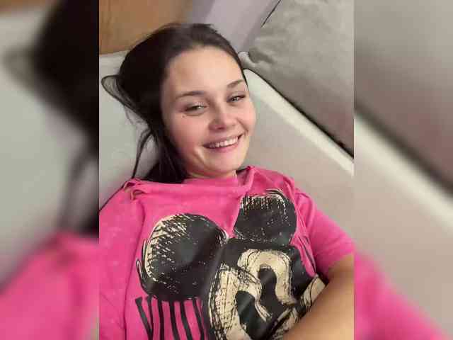 _Milashka_ webcam