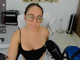 isa_loves_cum Porn Show