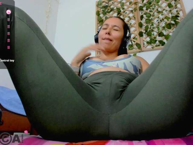 Preview of isa_loves_cum