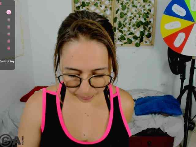 isa_loves_cum webcam