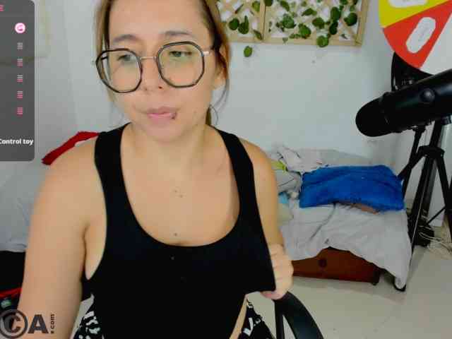 isa_loves_cum webcam