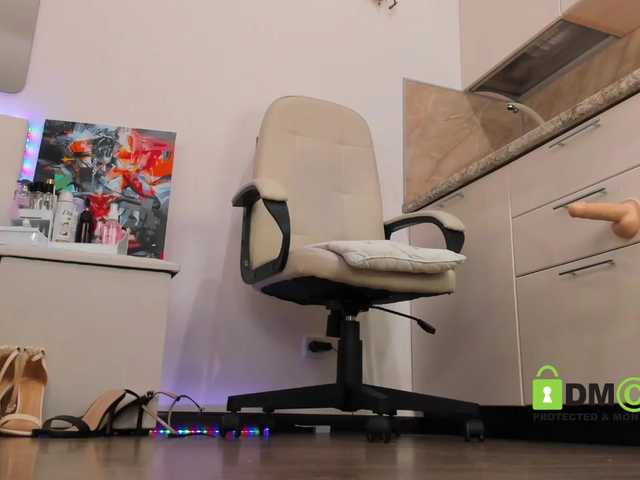 SonyaParadise's BongaCams show and profile