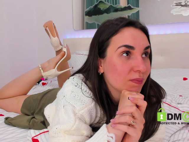 SonyaParadise's BongaCams show and profile