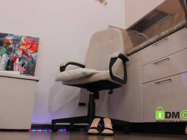 SonyaParadise's BongaCams show and profile