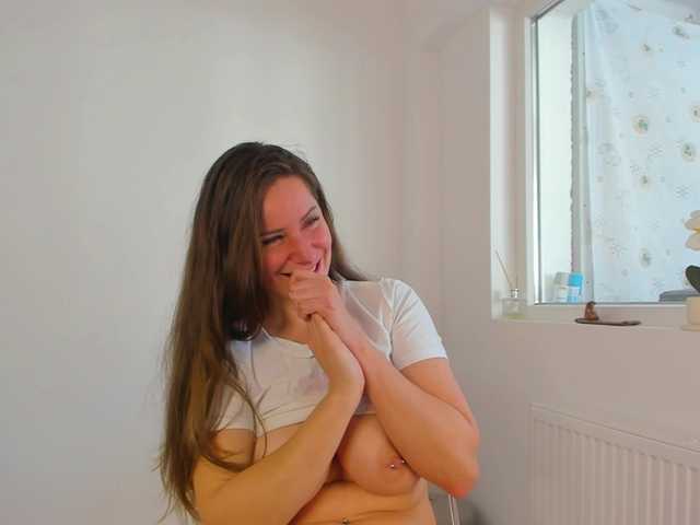 DiamondKay's BongaCams show and profile