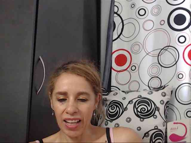 sweetperlahot webcam