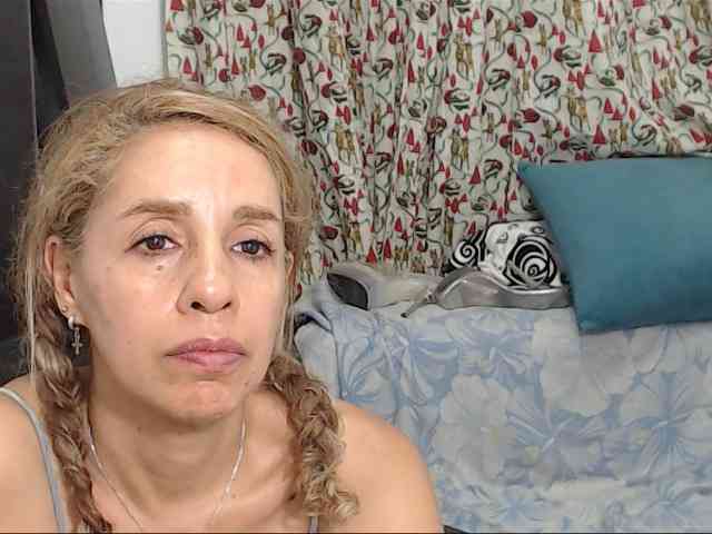 sweetperlahot webcam