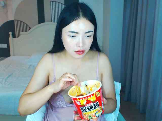 AnneJiang webcam